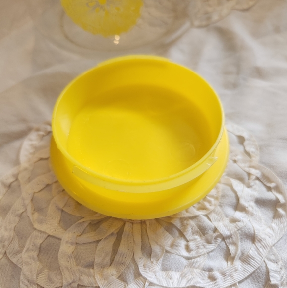 Pyrex Lemonade Pitcher Carafe with Lid - Picture 2 of 8